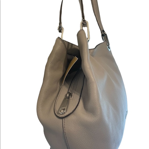 SOLD-🖤MICHAEL Michael Kors Raven Large Shoulder Bag - Picture 3 of 15